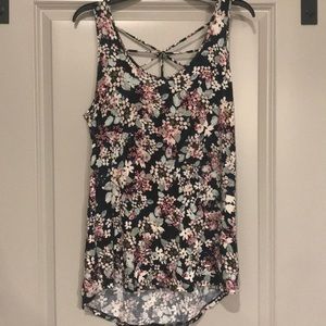 Beautiful floral tank-large
